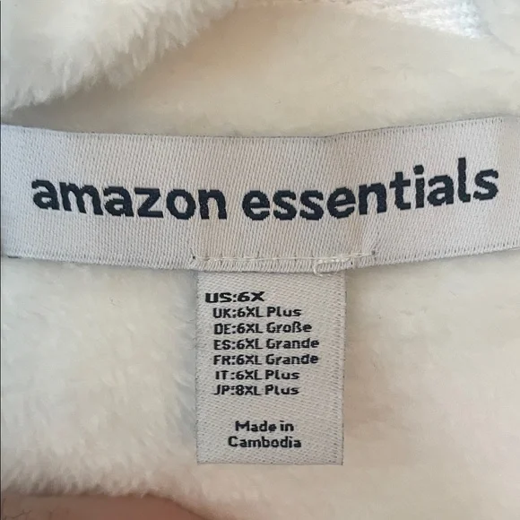 Amazon Essentials Soft Cream Robe - Picture 3 of 5